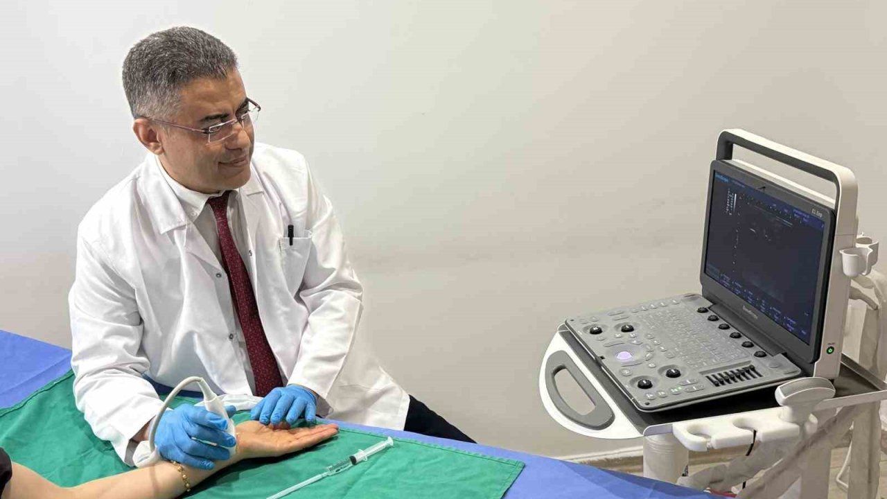 Prof. Dr. İrfan Koca: "Aşırı terleme sadece kozmetik bir sorun olarak görülmemeli"