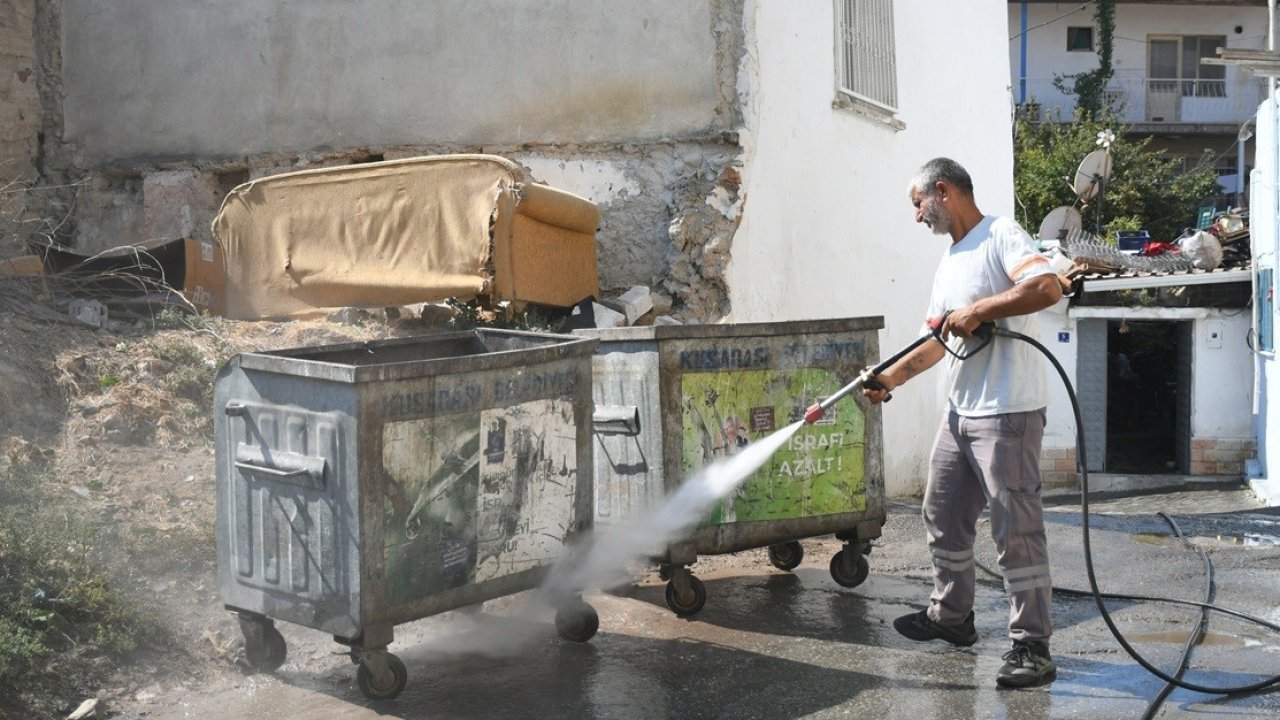 Kuşadası’nda temizlik seferberliği