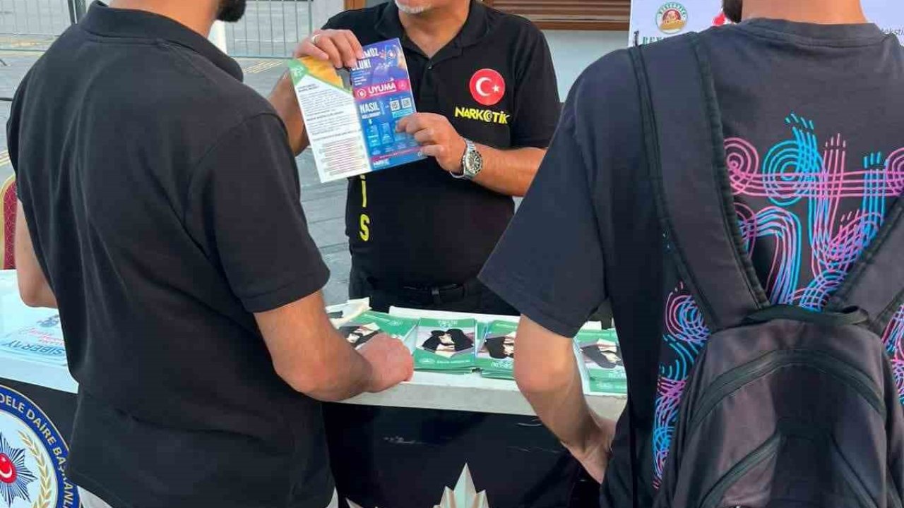 Elazığ’da vatandaşlar, polis ekipleri tarafından bilgilendirildi