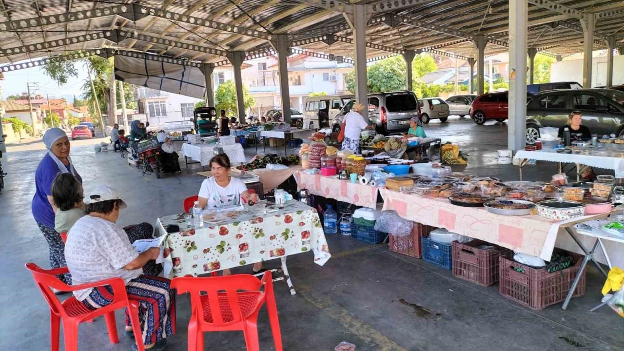 Köyceğiz Kadın Üretici Pazarı aile bütçesine katkı sağlıyor