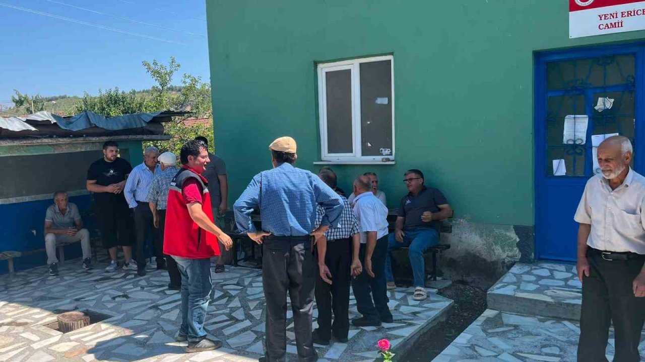 Uşak İl Tarım ve Orman Müdürlüğü ekipleri sahadaki çalışmalarını sürdürüyor