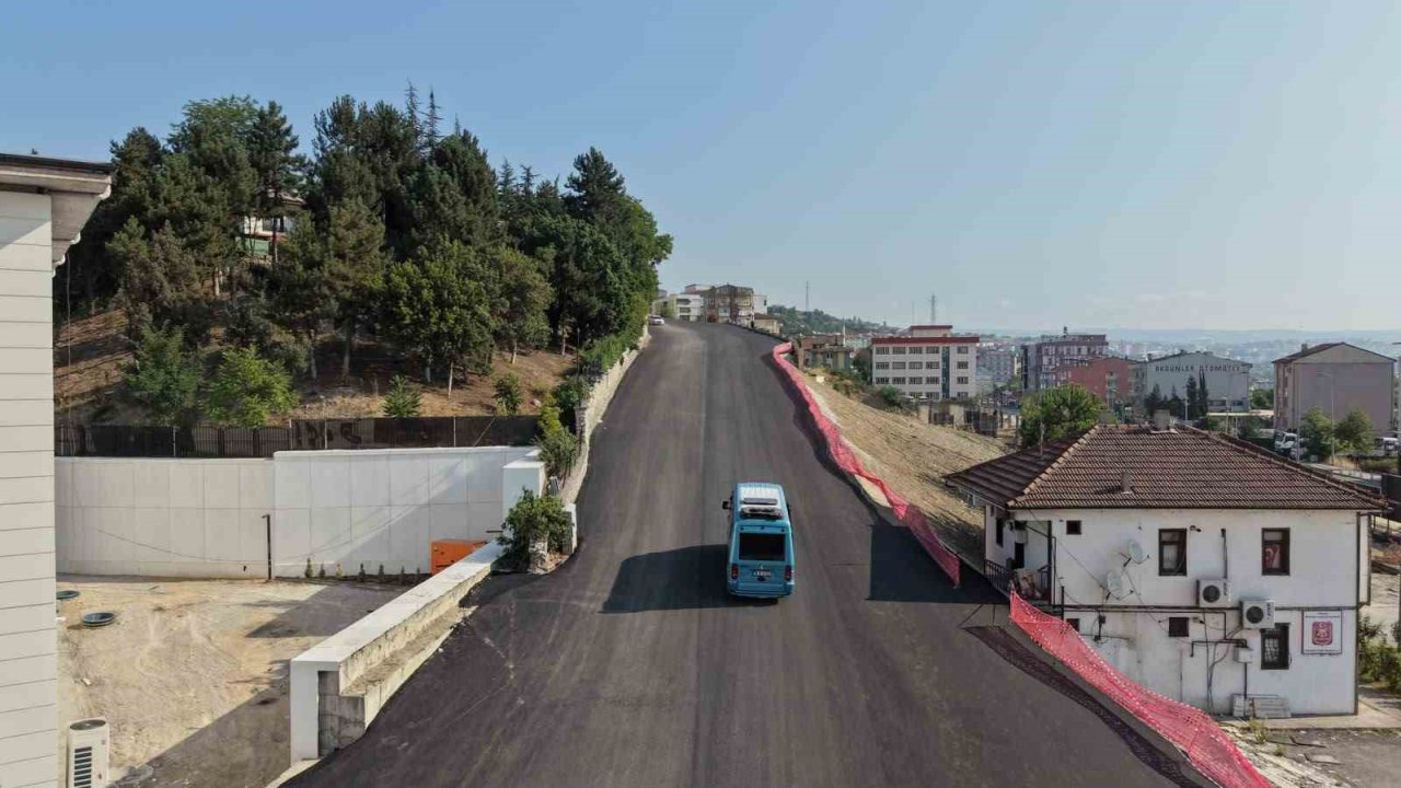 Karabük’te 3 mahallenin ulaşımını sağlayan yol açıldı