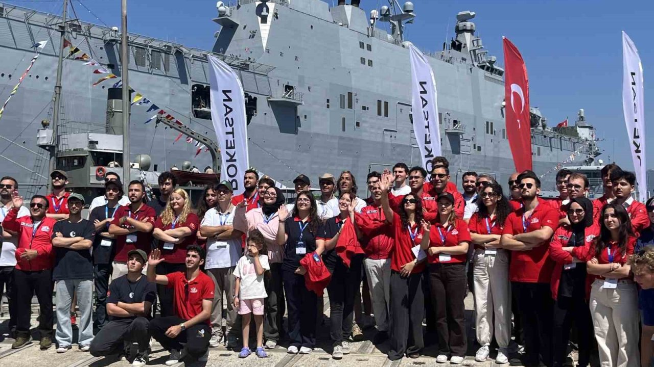 Sanayi ve Teknoloji Bakanı Kacır, TEKNOFEST Mavi Vatan’ı ziyaret etti