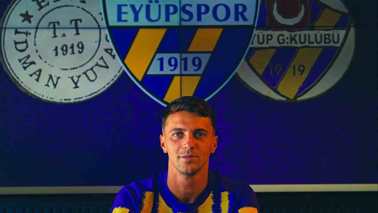 Eyüpspor, İtalyan oyuncu Simone Giordano’yu kadrosuna kattı