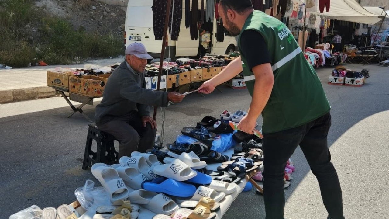 Halk pazarında bağımlılıklara karşı farkındalık çalışması