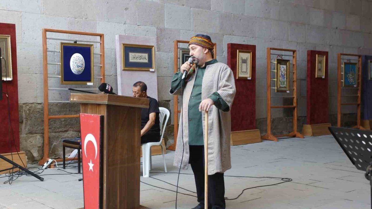 "Erzurumlu Yunus Emre" programına yoğun ilgi