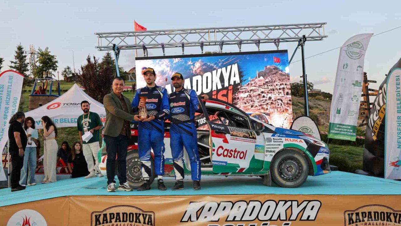 Castrol Ford Team Türkiye’den Kapadokya Rallisi’nde duble podyum