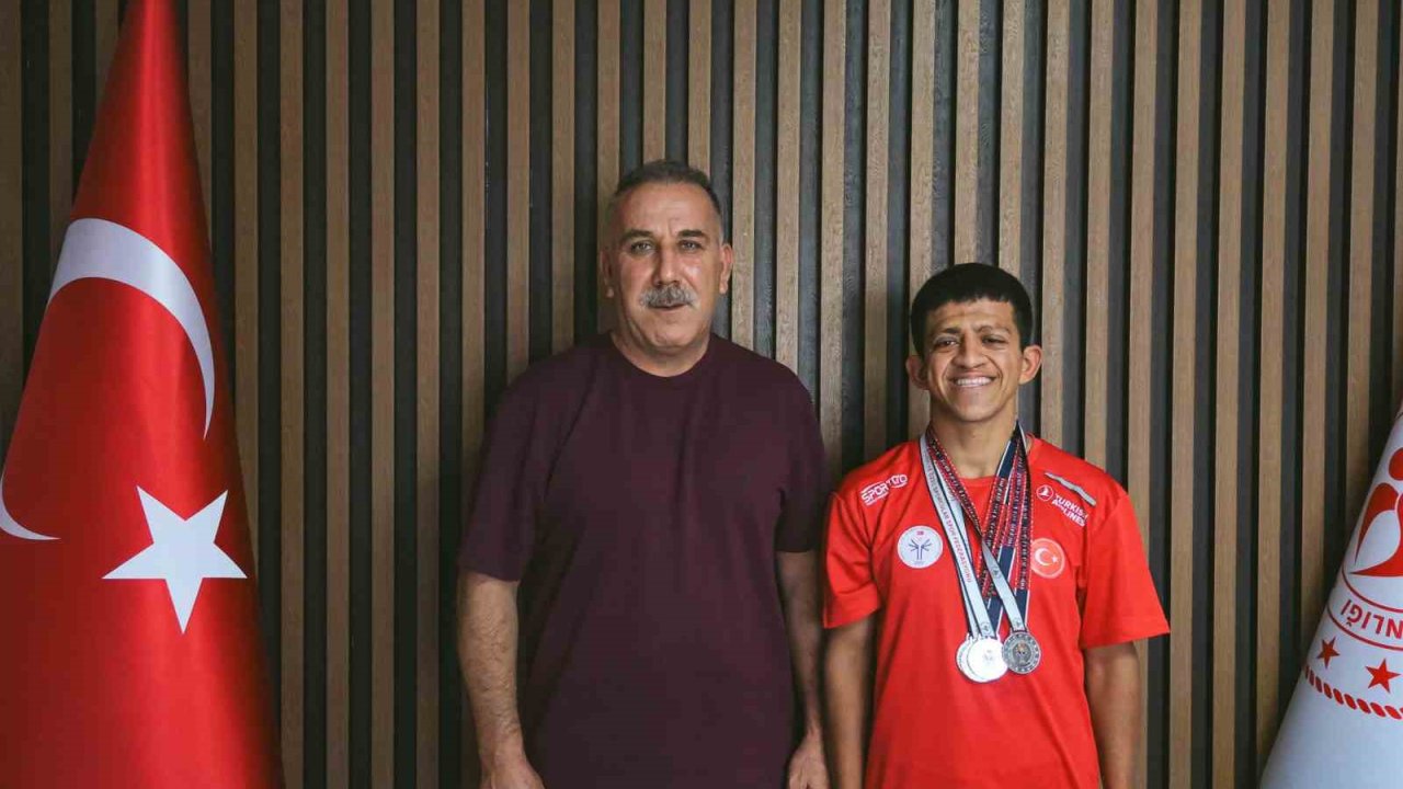 Özel sporcudan Aydın’a 4 gümüş madalya