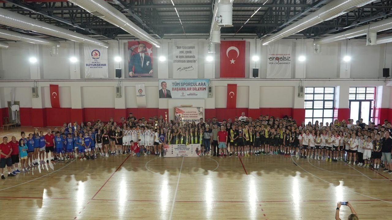 Ege’nin genç sporcuları Denizli’de buluştu