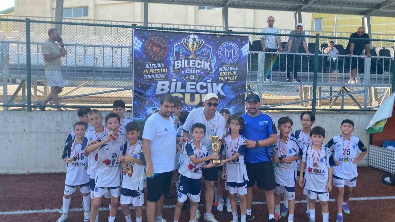 Bilecik CUP U12 Turnuvasının şampiyonu Balkan Termik Spor Kulübü oldu