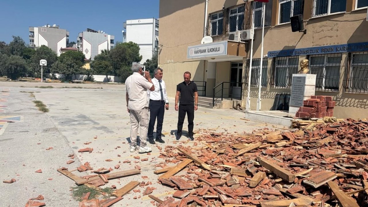 Söke’de okulun çatısı yenileniyor