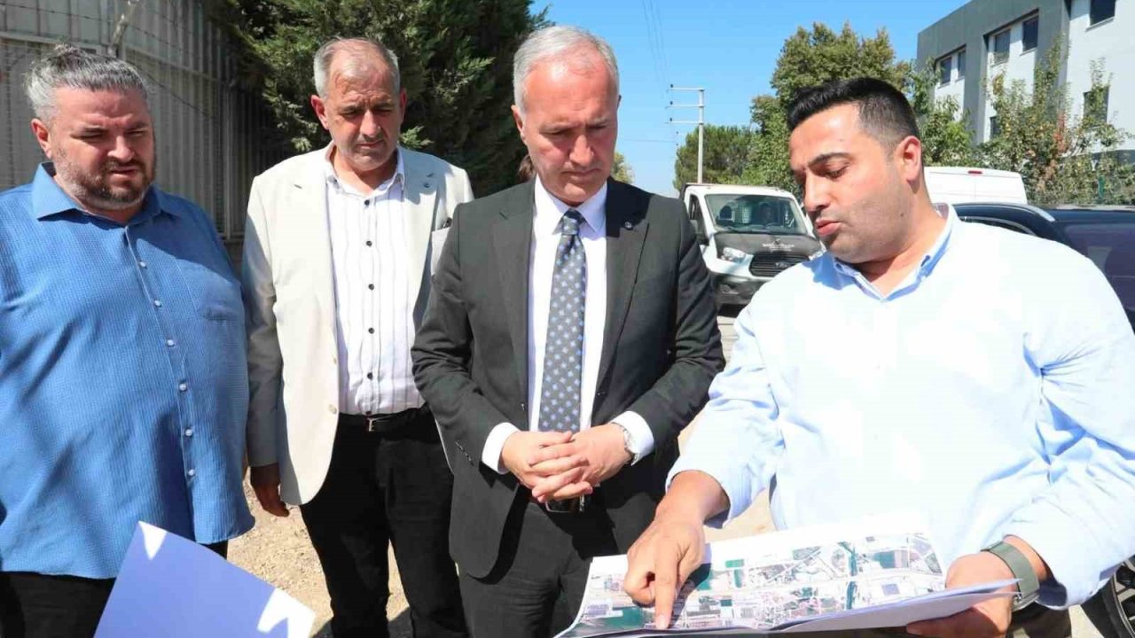 Cerrah’ta Veysel Karani Caddesine sathi kaplama yapıldı