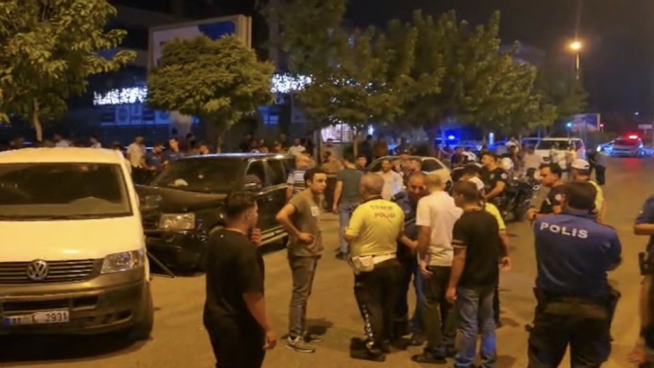‘Dur’ ihtarına uymayarak kaçan sürücü, park halindeki 4 araca çarptı