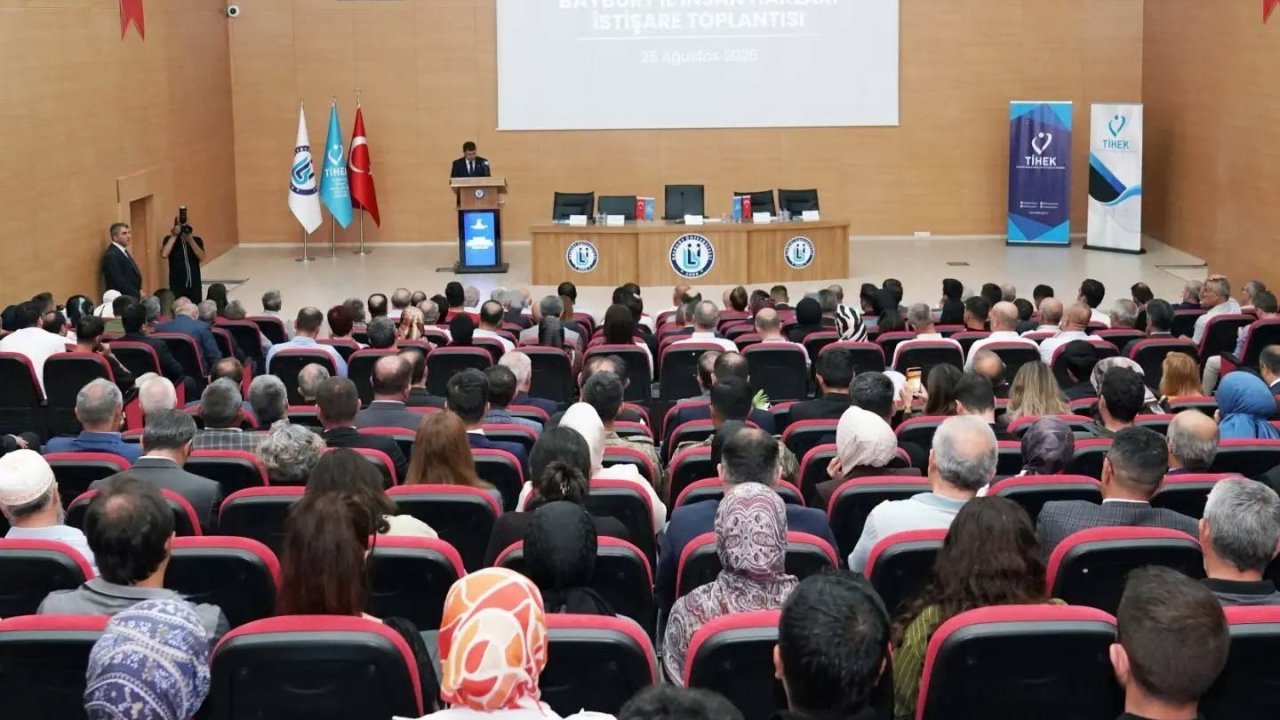 Bayburt’ta İl İnsan Hakları İstişare Toplantısı yapıldı