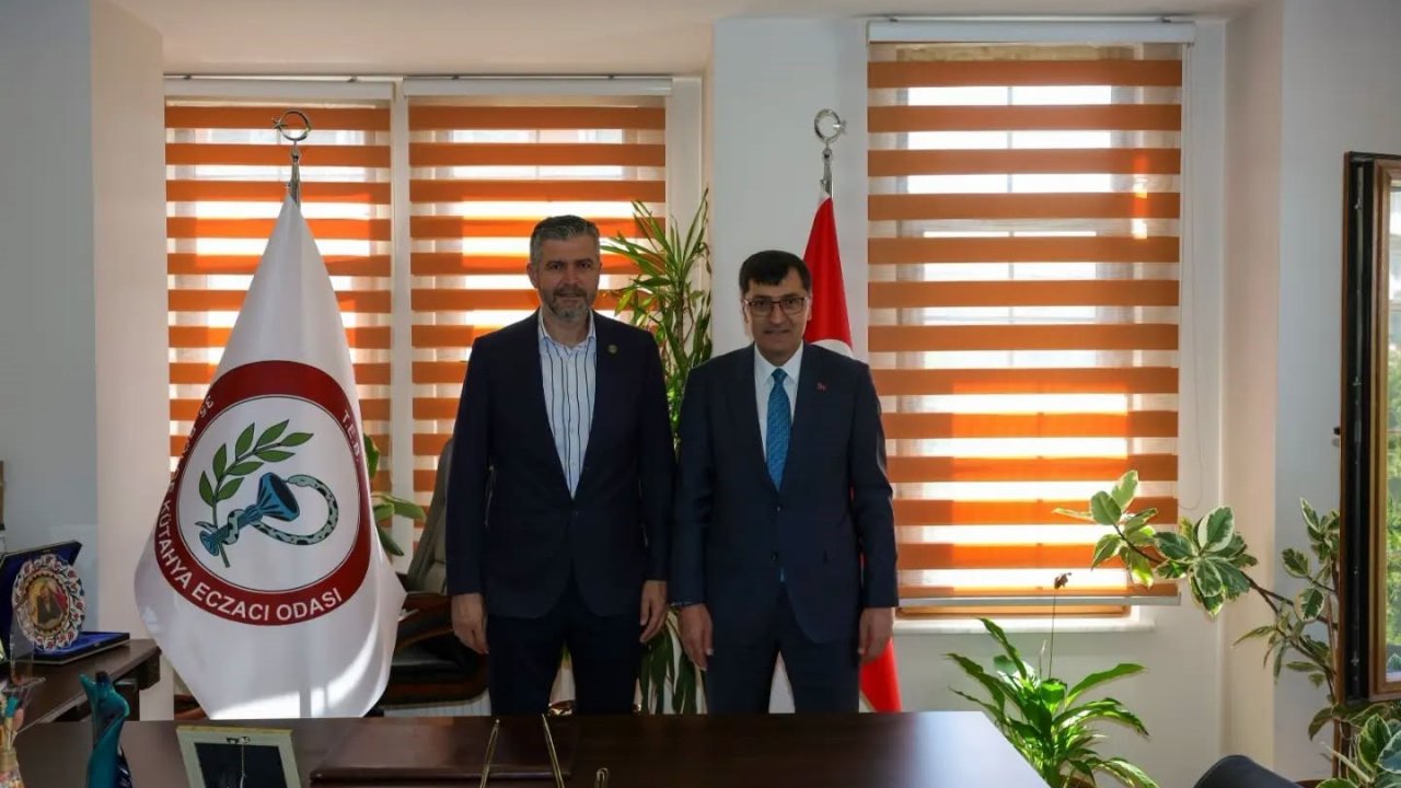 Kütahya Belediye Başkanı Kahveci’den Eczacı Odası’na ziyaret