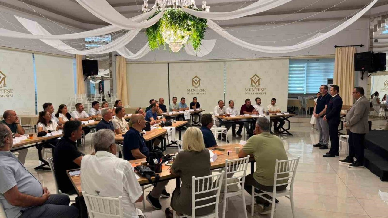 Muğla’da okul müdürlerine "etkili okul yönetimi" semineri