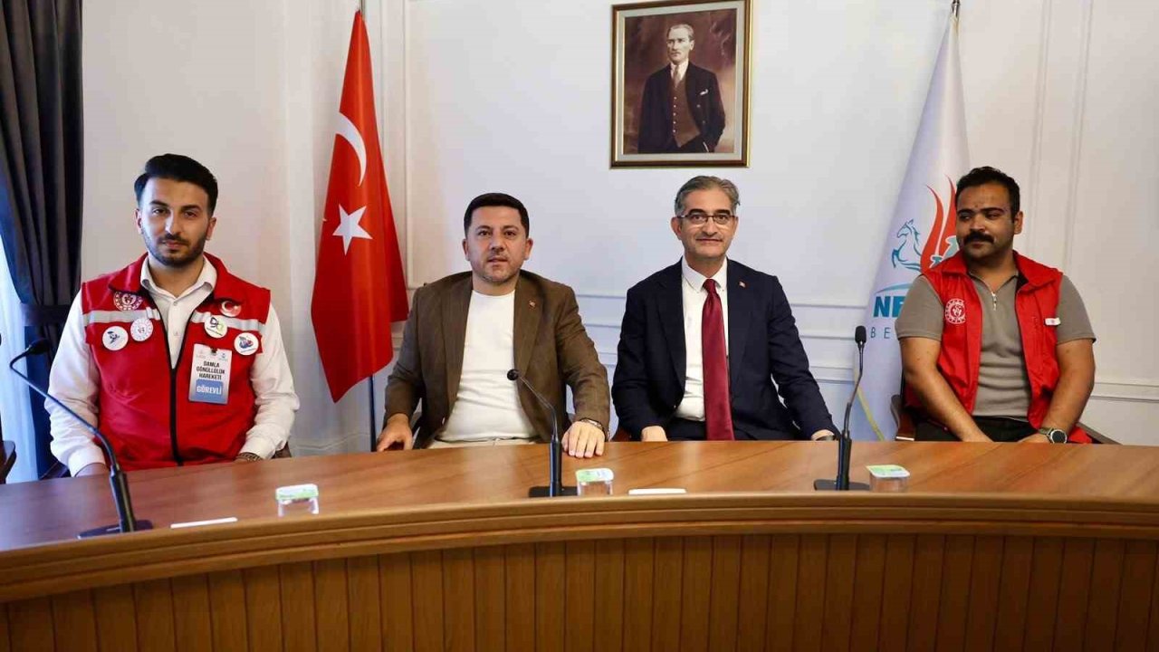 Damla Gönüllülük Hareketi heyetinden Başkan Arı’ya ziyaret