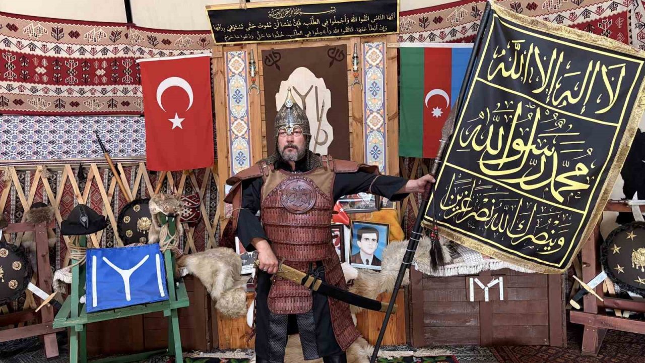 Kendi kurduğu otağında Malazgirt Zaferi’nin 955. yıl dönümünü kutladı