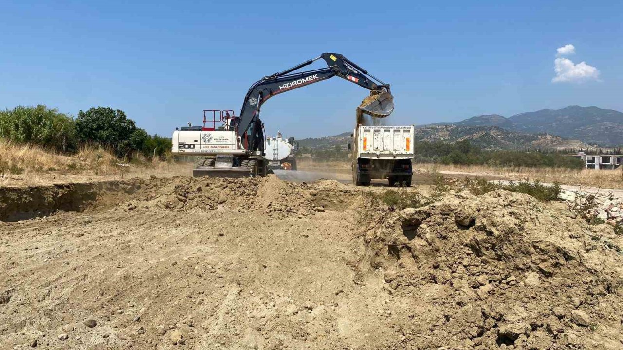 Büyükşehir’in ulaşım yatırımları 17 ilçede eş zamanlı olarak devam ediyor