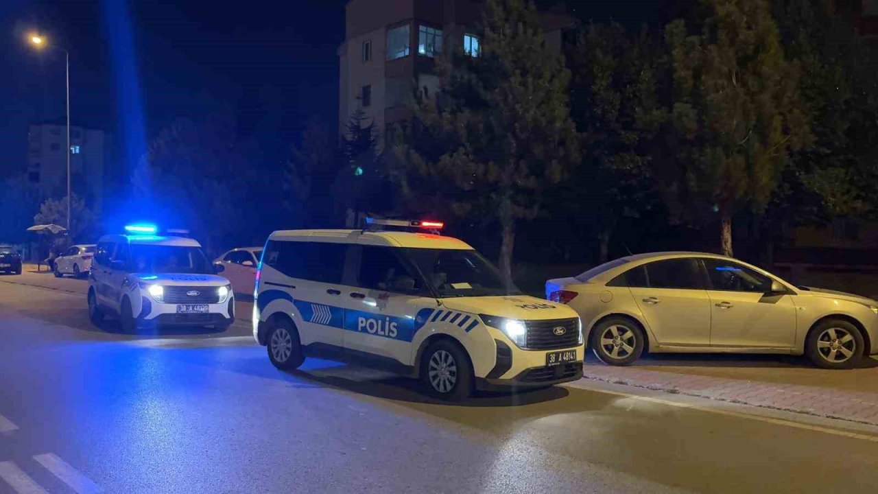 Kayseri’de komşular arası kaldırım taşlı kavga: 1 ağır yaralı