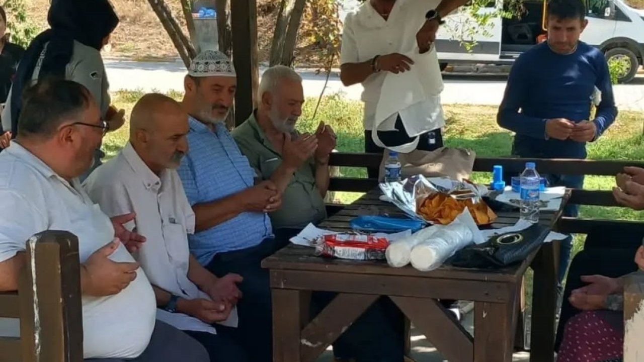 Kemah’ta huzurevi sakinlerine Mevlid-i Nebi Haftası ziyareti