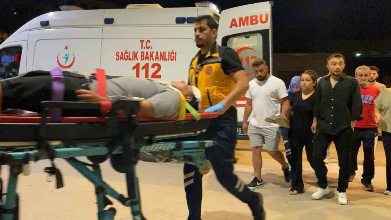 Kavgada şişeyle yaralandı, tüfeğiyle geri dönüp ateş açtı: 2 yaralı