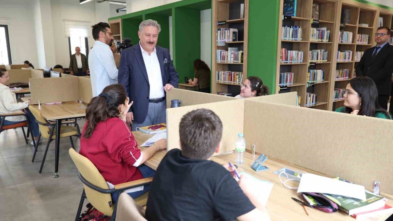 Akıl Küpleri’nden büyük başarı: 345 genç üniversiteli oldu