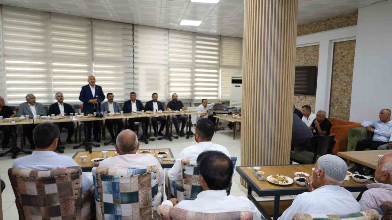 Kahta’da muhtarlarla istişare toplantısı yapıldı