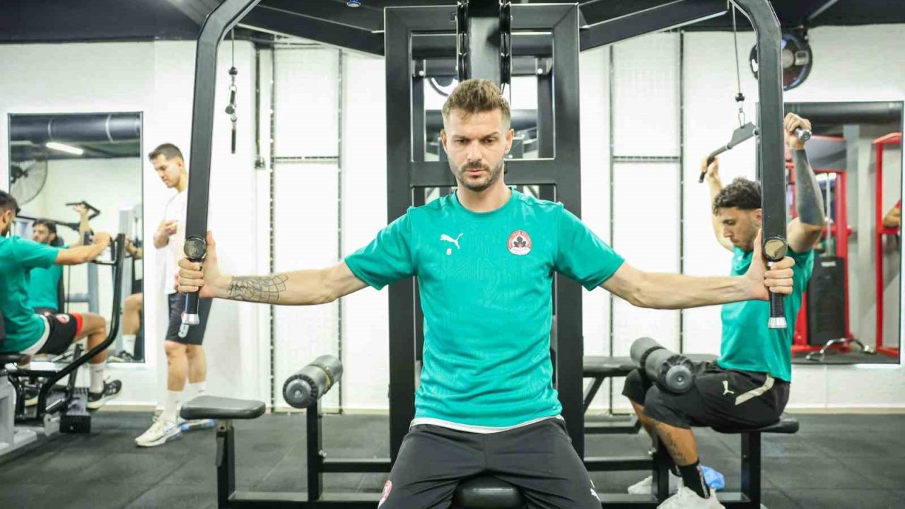 İncirliova Belediyespor güne salon çalışmasıyla başladı