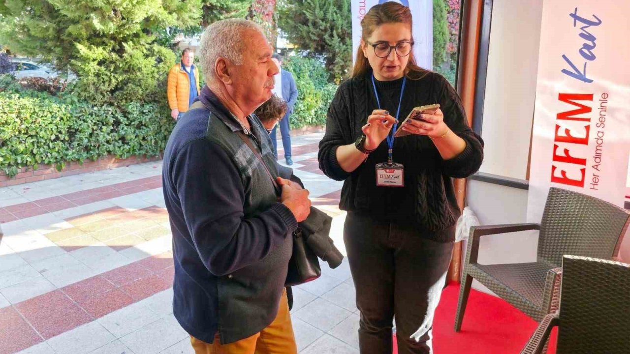 Efem Kart’tan Efeler halkının bütçesine 10 milyon liralık destek