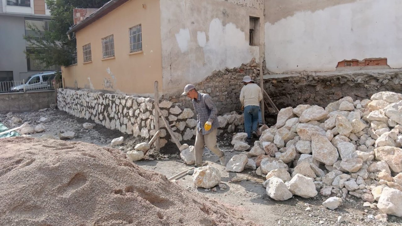Bayburt’ta okullarda yeni eğitim yılı hazırlıkları sürüyor