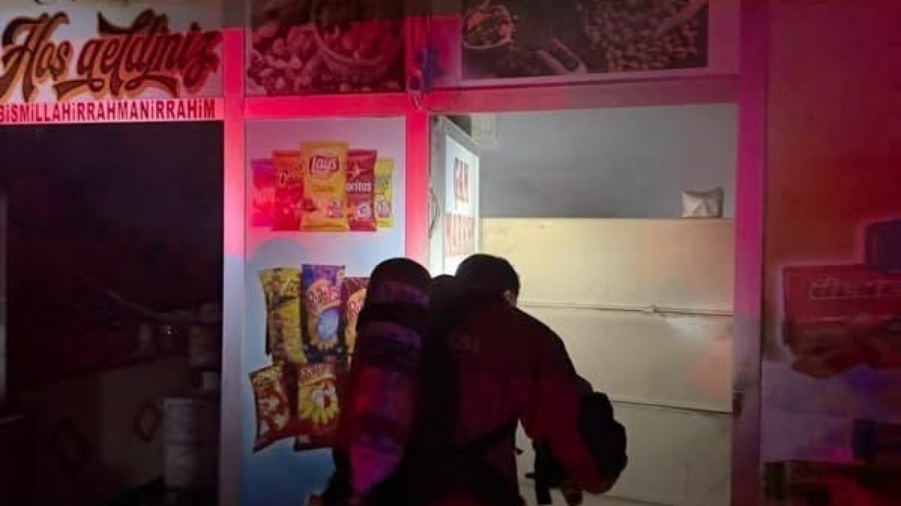Reyhanlı’da markette çıkan yangın kontrol altına alındı