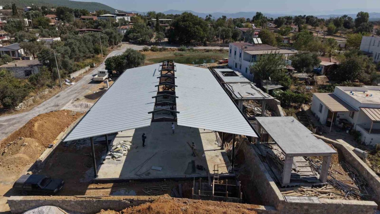 Pınarlıbelen’de "Pazar Yeri ve Sosyal Etkinlik Alanı Projesi" hızla sürüyor