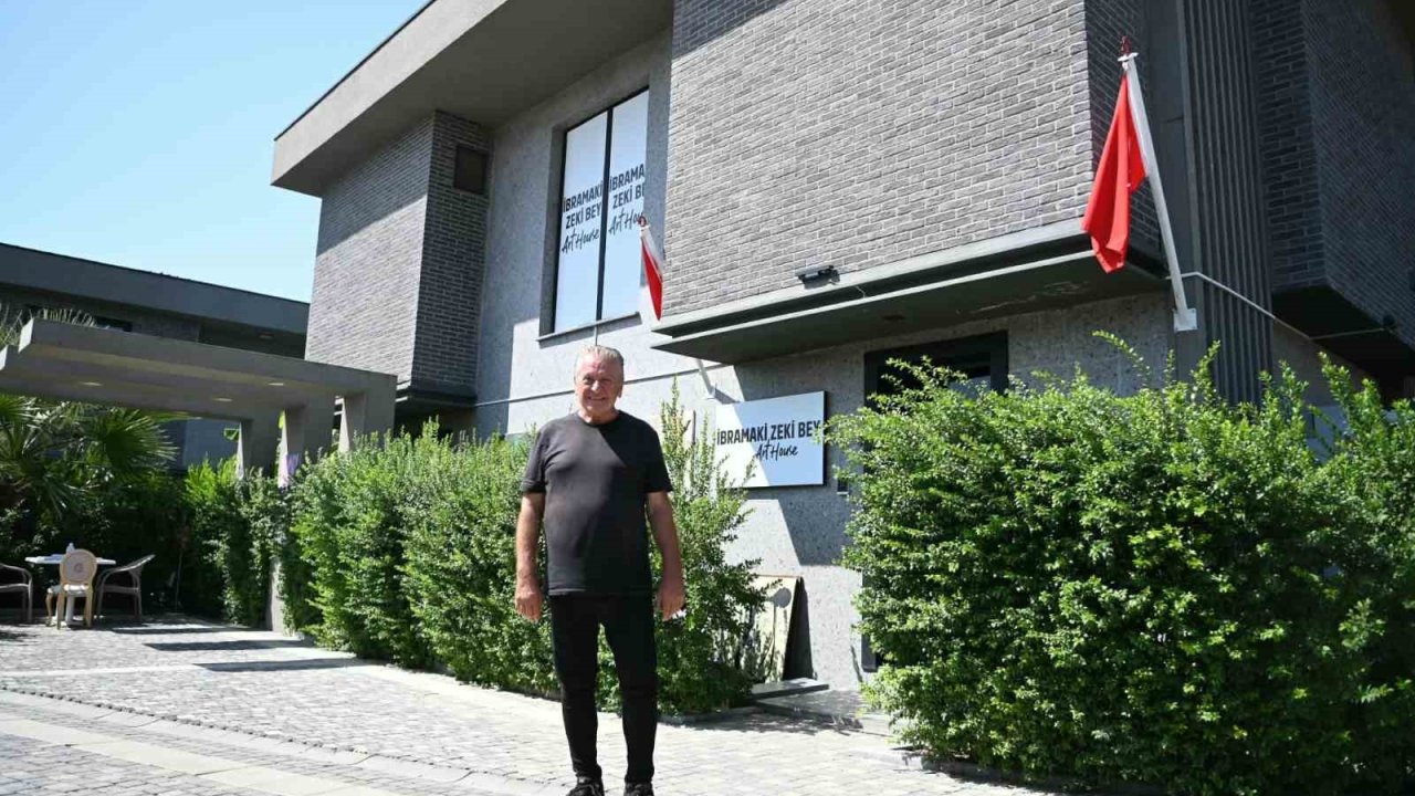 Dedesi ve babasından kendisine miras kalan sanatçı ruhu kızlarına aktaracak