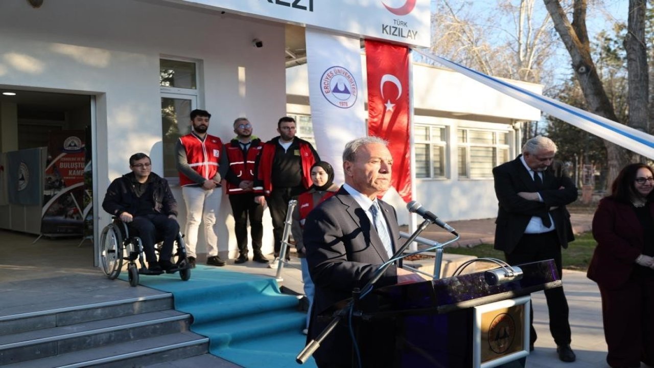 Kızılay Kayseri Şube Başkanı Cafer Beydilli ve yönetiminin istifası istendi
