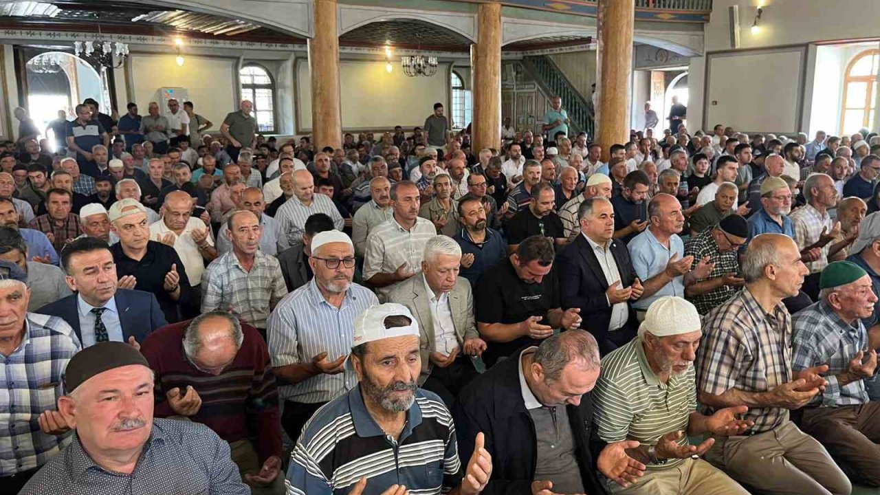 Çorum’da şehitler dualarla yad edildi