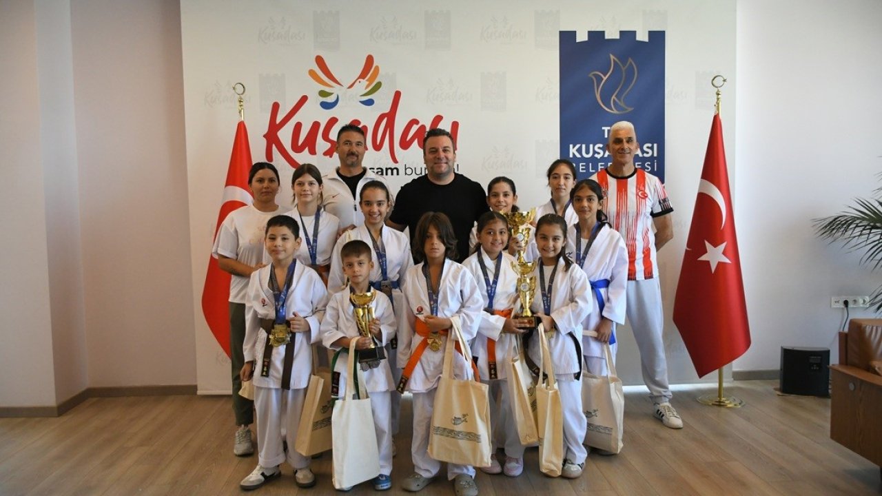 Kuşadalı genç karateciler Bursa’dan madalyalarla döndü