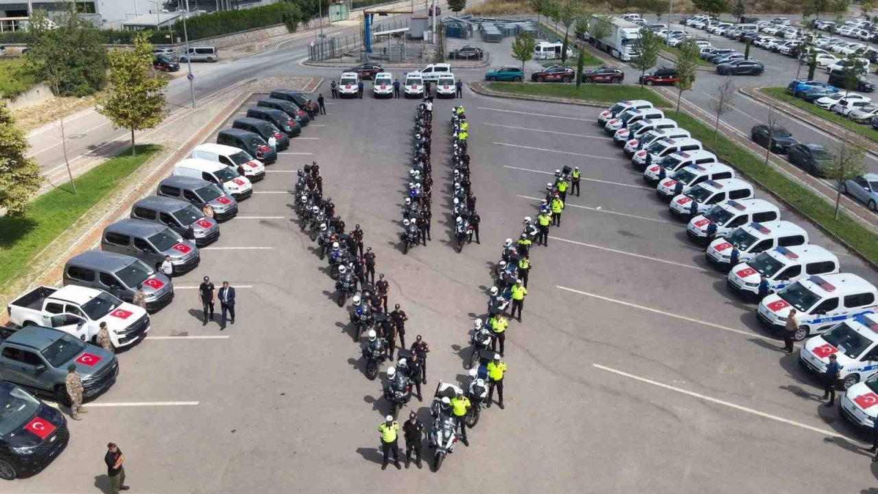 Kocaeli İl Emniyet Müdürlüğü filosuna 74 yeni araç katıldı