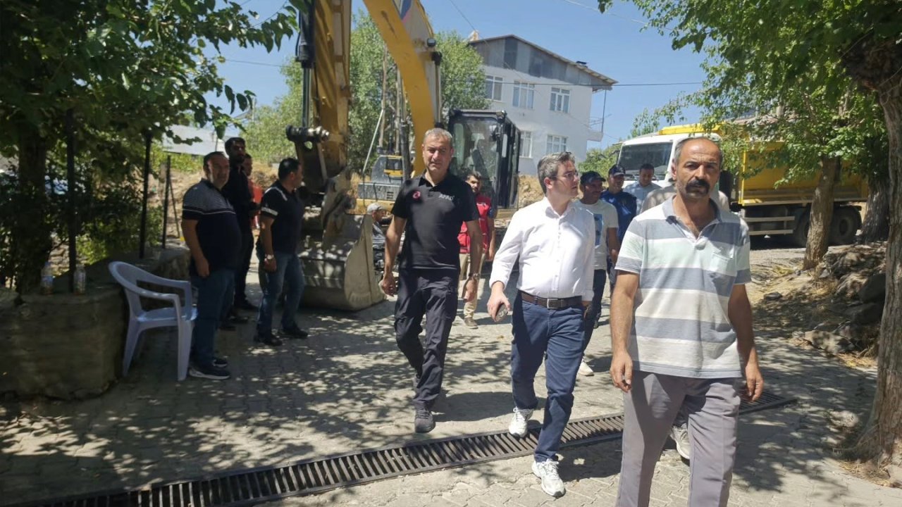 Kışlacık köyünde yangın sonrası çalışmalar sürüyor