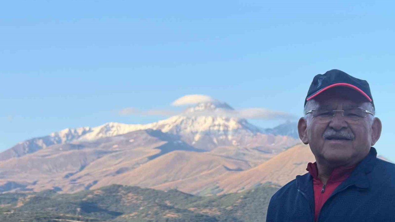 Başkan Büyükkılıç, Erciyes’e kar yağdığını duyurdu
