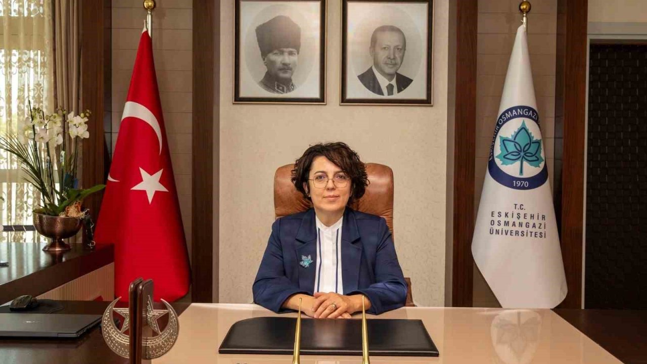 ESOGÜ Rektörü Gümüşsoy’un 30 Ağustos Zafer Bayramı mesajı