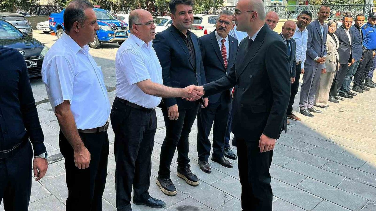 Araban Kaymakamı Ceylan ilk ziyaretini şehit ailesine yaptı