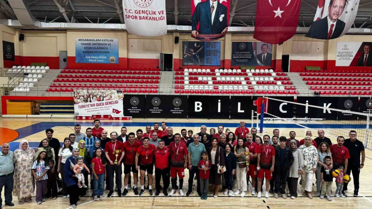 Bilecik’te 30 Ağustos Zafer Bayramı Voleybol Turnuvası sona erdi