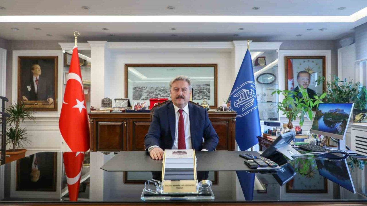 Başkan Palancıoğlu: "30 Ağustos Zafer Bayramımız kutlu olsun"