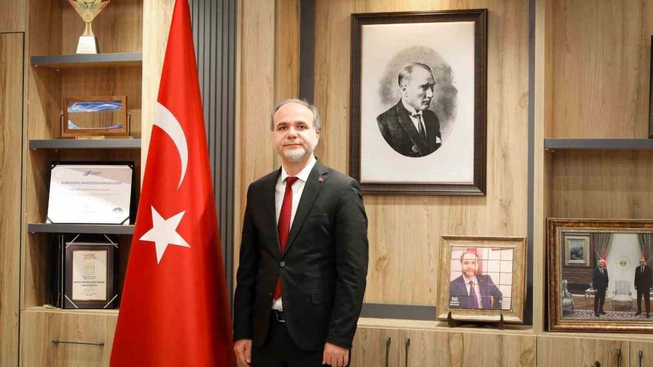 Prof. Dr. Hasan Uslu: "Bu kutsal vatanı korumak en önemli görevimizdir"