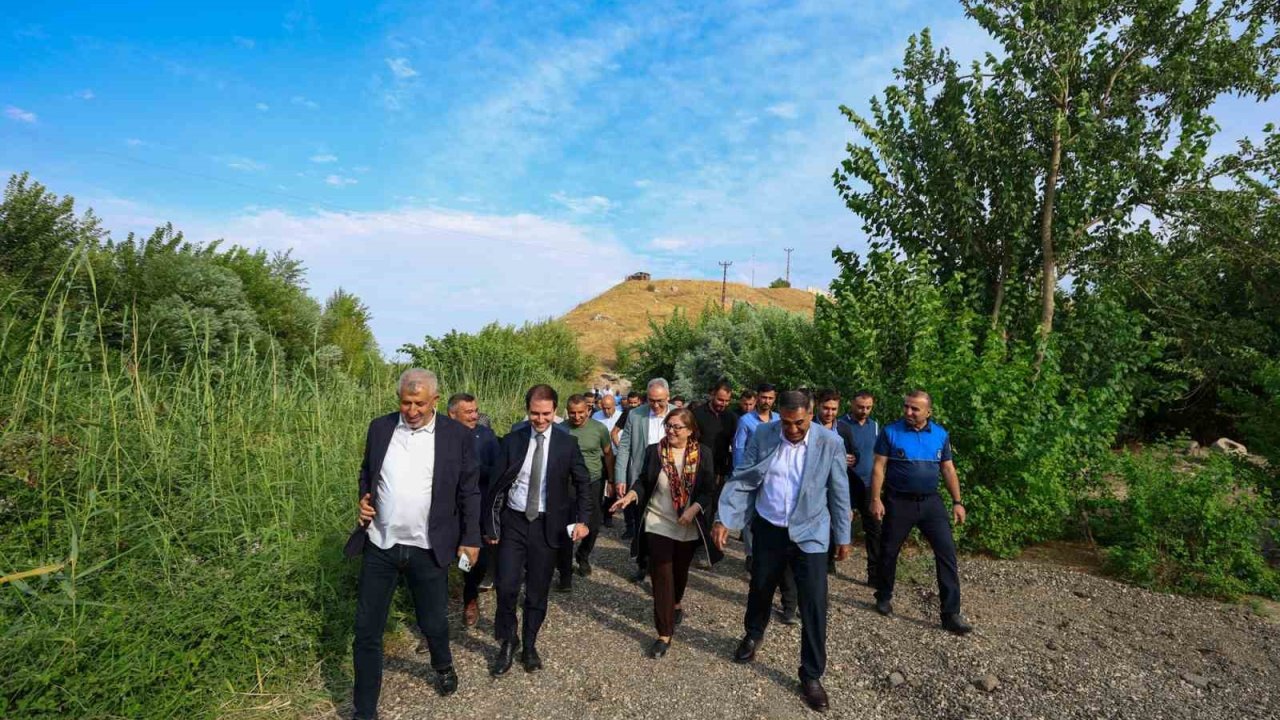 Şahin, karkamış kuş cenneti’nde son hazırlıkları inceledi