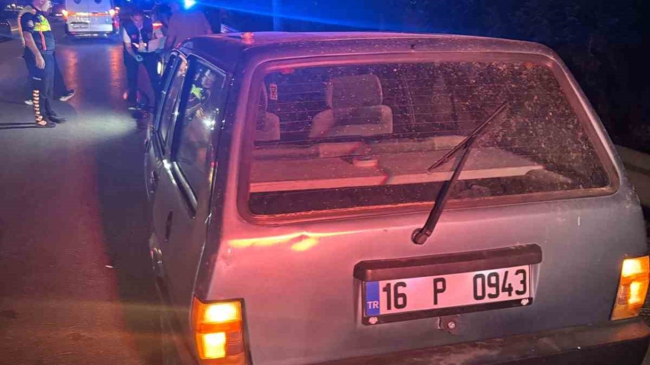 Yakıtı biten otomobiline yakıt doldururken can verdi