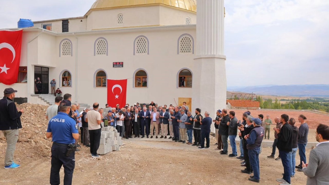 Aydıntepe’de Hacı Abdullah Erdoğan Camii ibadete açıldı