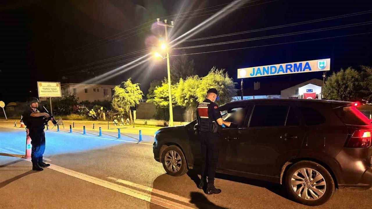 Muğla’da Jandarma denetimlerinde 33 şahıs tutuklandı