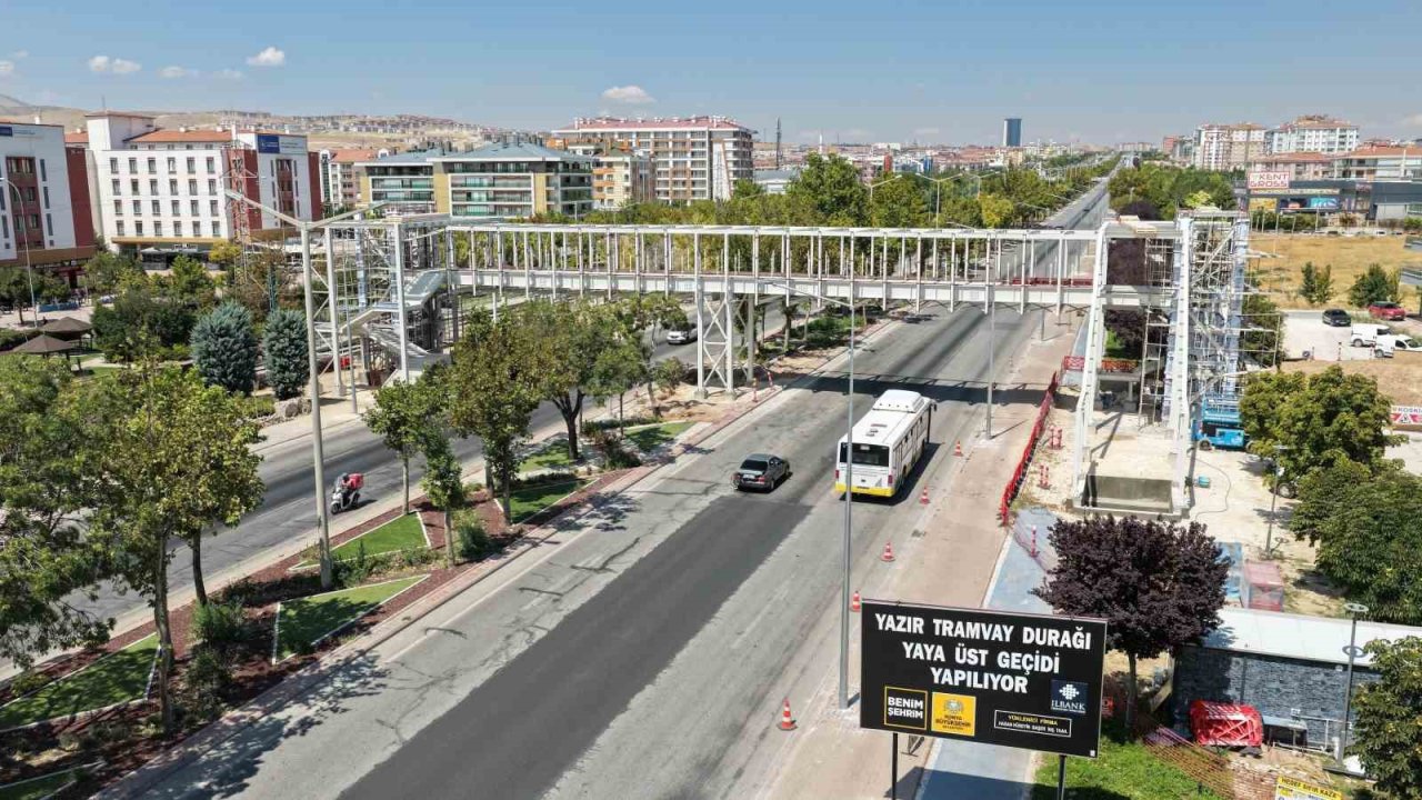 Başkan Altay yapımı son aşamaya gelen Yazır yaya üst geçidi inşaatını inceledi